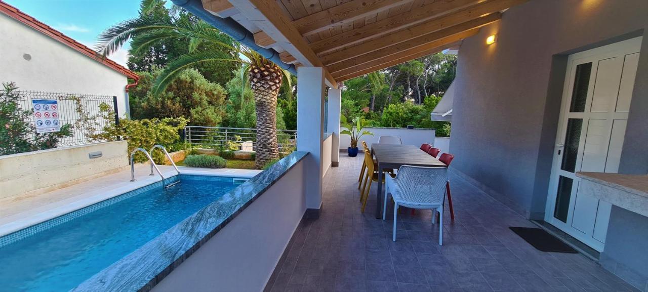 Villa Artaturi Mali Losinj Luaran gambar