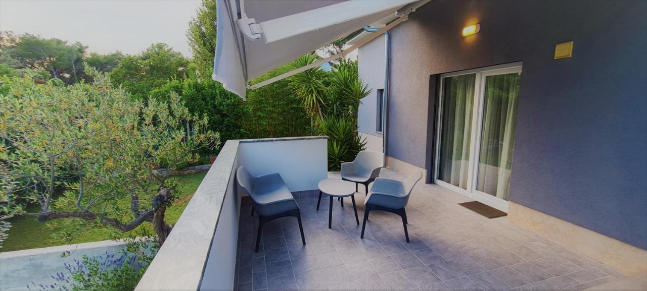 Villa Artaturi Mali Losinj Luaran gambar