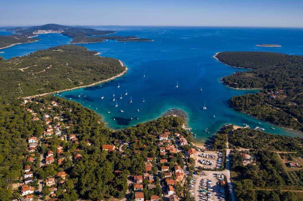 Villa Artaturi Mali Losinj Luaran gambar